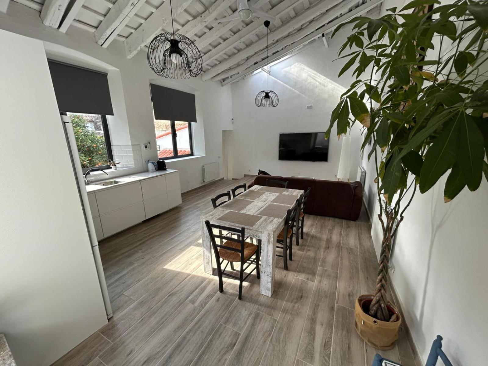 Вилла Costa Maresme, Barcelona ,Valentinos House & Pool Vilassar De Dalt Экстерьер фото